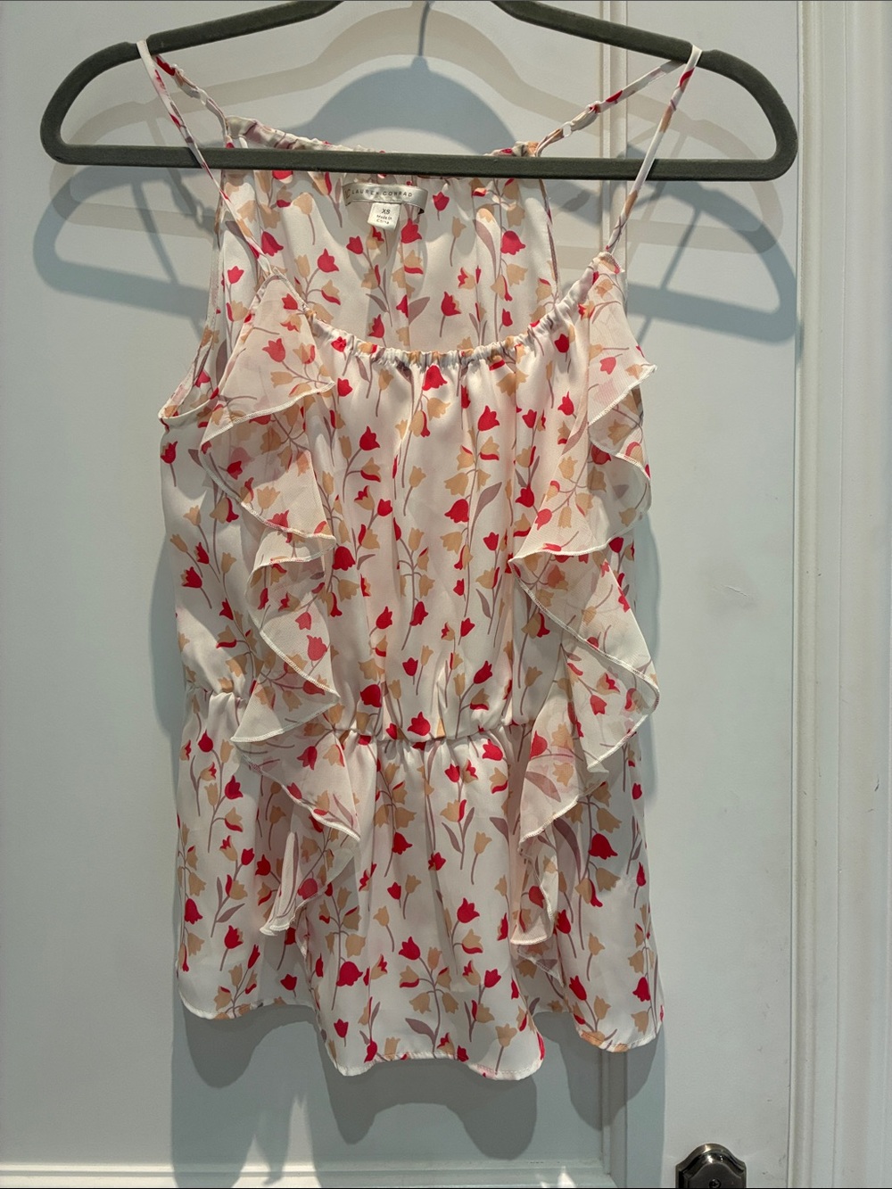 LC Lauren Conrad Floral Ruffle Cami Tank Top Size XS ⭐️